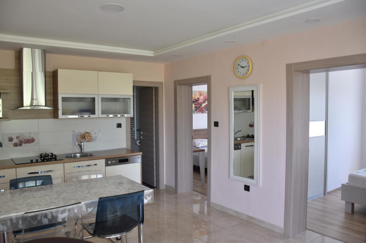 Apartment Pancur Porec Bagian luar foto